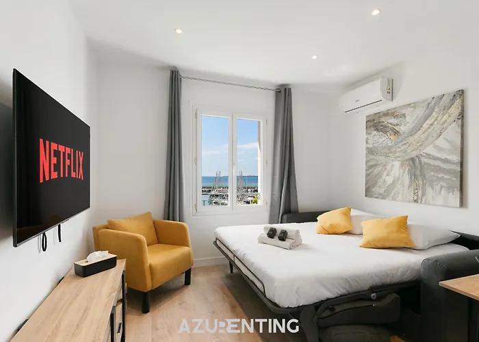 Azurenting - Vue Sur Le Port - Roof 3 *